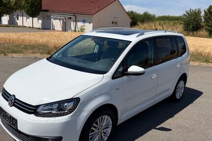 VW Touran 196.000 km 8.550 &euro; Holzgerlingen 71088