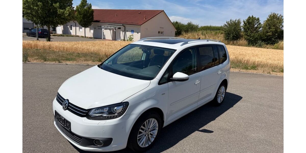VW Touran 196.000 km 8.550 &euro; Holzgerlingen 71088