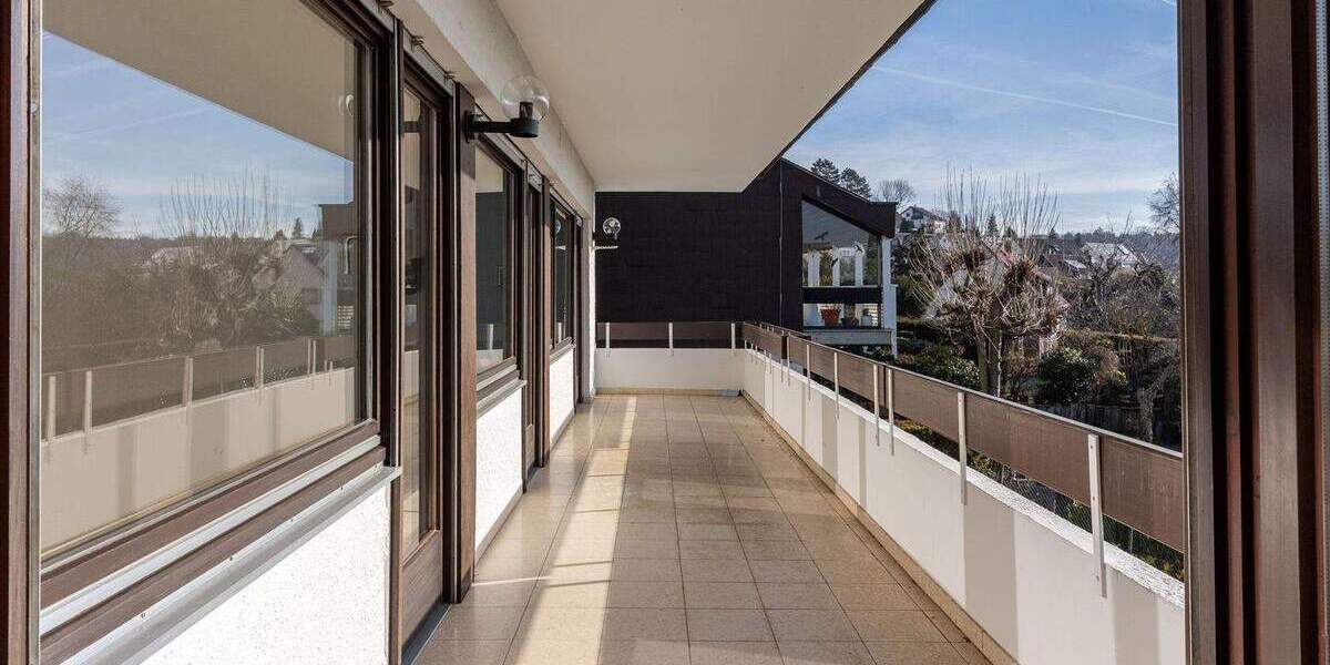 Etagenwohnung Böblingen - 5 Zimmer, 157 m&sup2;, 565.000&euro; | Angebot:24684385