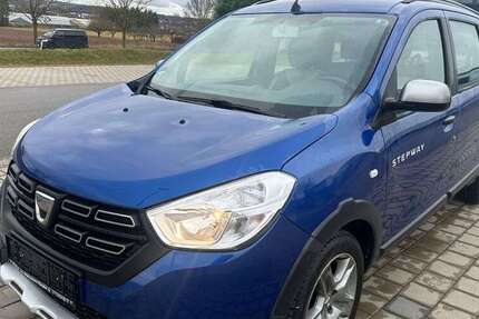 Dacia Lodgy 72.077 km 14.390 &euro; Schönaich 71101