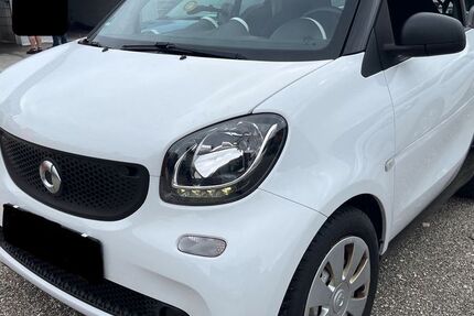 Smart ForTwo 137.490 km 6.990 € Sindelfingen 71065