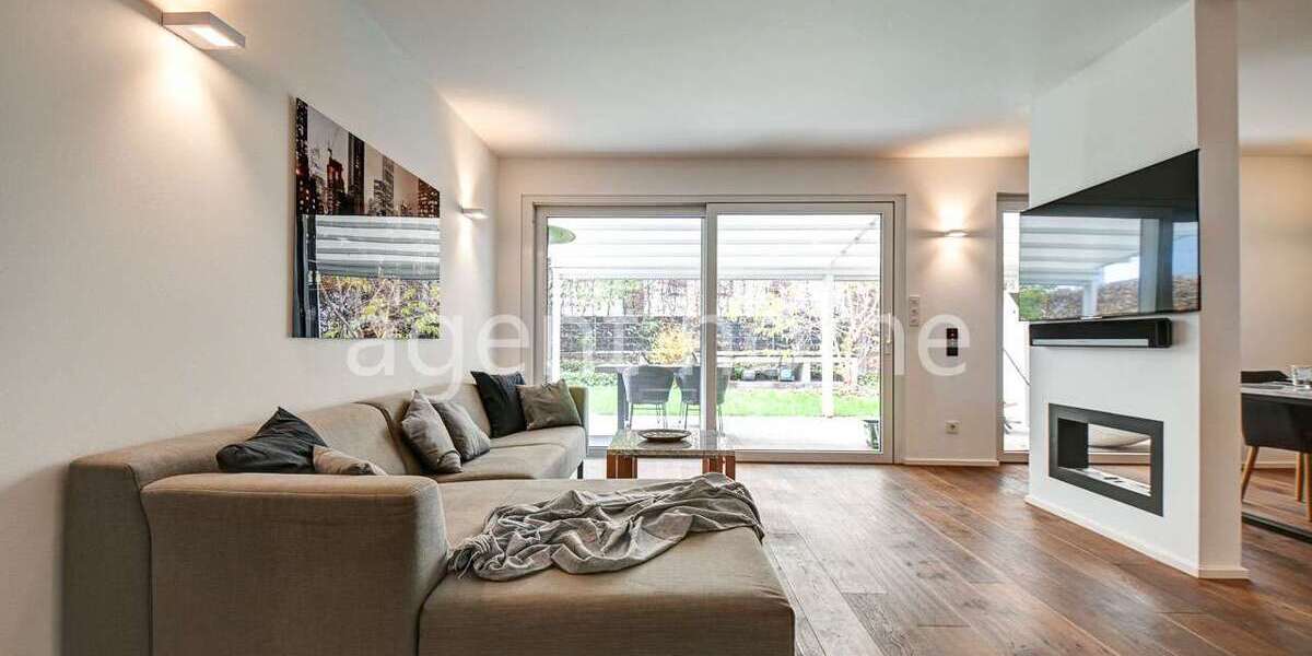 Etagenwohnung Stuttgart Stuttgart-West - 2 Zimmer, 86 m&sup2;, 2.380&euro; | Angebot:26846864