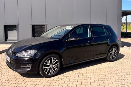 VW Golf 99.428 km 14.850 € Hildrizhausen 71157