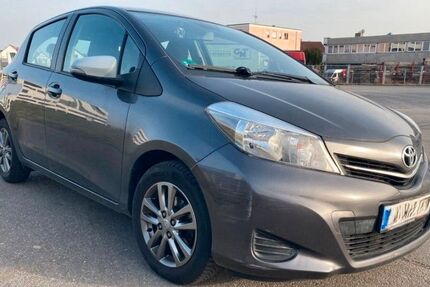 Toyota Yaris 40.250 km 8.900 &euro; Leinfelden-Echterdingen 70771