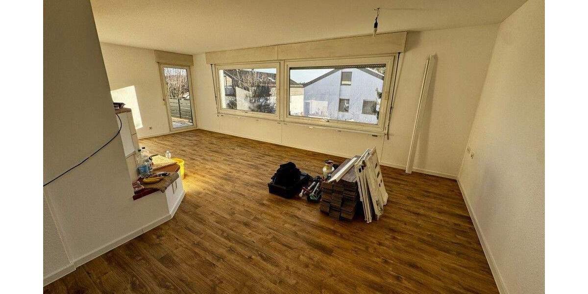 Etagenwohnung Leinfelden-Echterdingen Musberg - 4 Zimmer, 130 m&sup2;, 1.700&euro; | Angebot:24233940