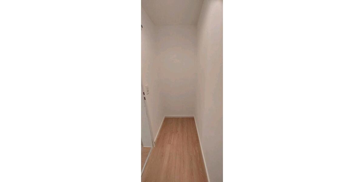 Etagenwohnung Gerlingen - 3 Zimmer, 77 m&sup2;, 1.475&euro; | Angebot:25641336