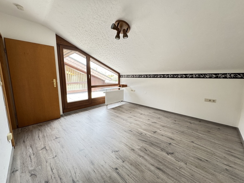 Freistehendes 3-Familienhaus in guter und ruhiger Wohnlage 12 zimmer