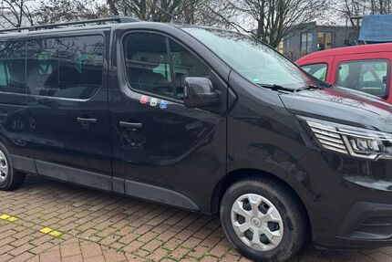 Renault Trafic 14.980 km 37.400 &euro; Möglingen 71696
