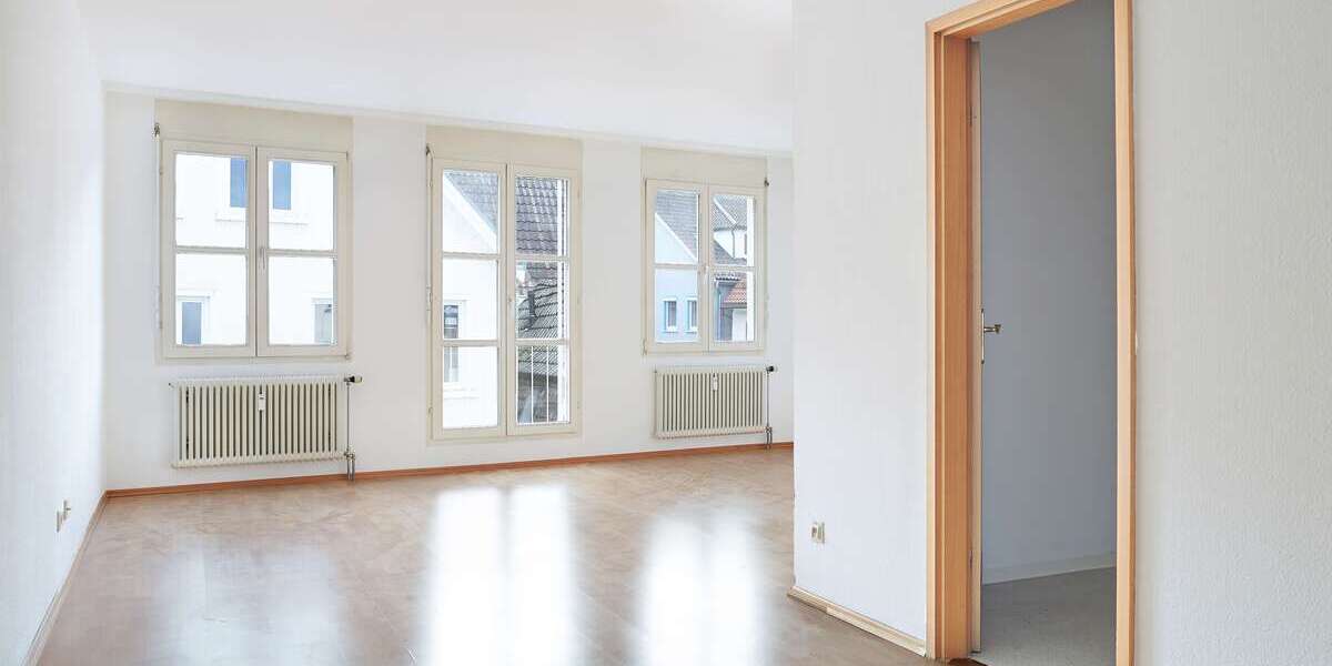 Etagenwohnung Reutlingen - 3 Zimmer, 83 m&sup2;, 980&euro; | Angebot:25432553