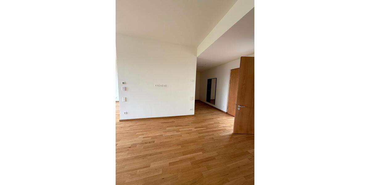 Einfamilienhaus Illingen - 1 Zimmer, 65 m&sup2;, 780&euro; | Angebot:26463059