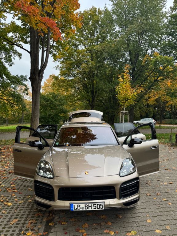 Porsche Cayenne 103.000 km 57.000 € Stuttgart 70734