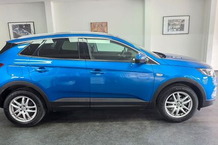 Opel Grandland (X) 45.000 km 14.990 &euro; Asperg/Ludwigsburg bei Stuttgart 71679