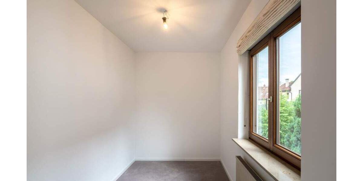 Etagenwohnung Fellbach - 5 Zimmer, 177 m&sup2;, 695.000&euro; | Angebot:21281857