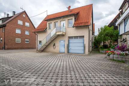 Haus zum Kaufen in Althengstett Neuhengstett 350.000 € 62.71 m²