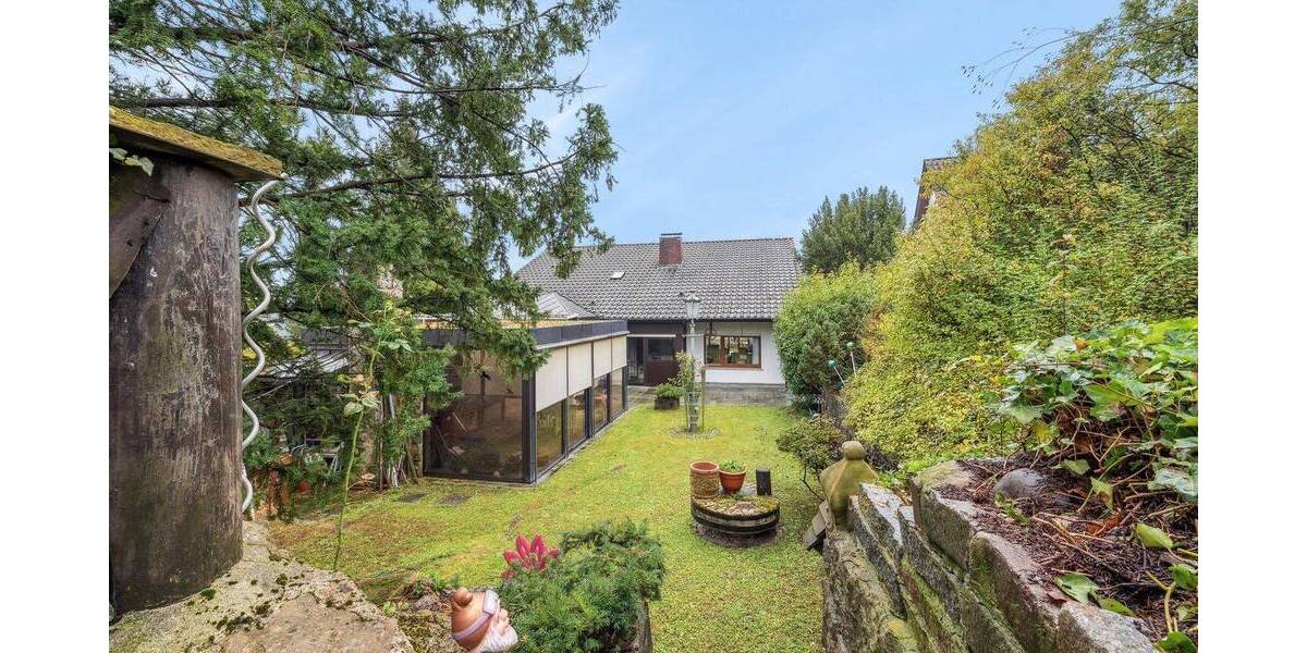 Einfamilienhaus Asperg - 9 Zimmer, 349 m&sup2;, 1.470.000&euro; | Angebot:25802152