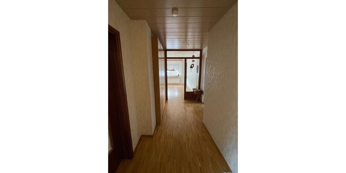 Erdgeschoßwohnung Pforzheim Eutingen - 3 Zimmer, 94 m&sup2;, 950&euro; | Angebot:27611709