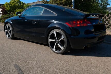 Audi TT 210.000 km 12.000 &euro; Neubulach 75387