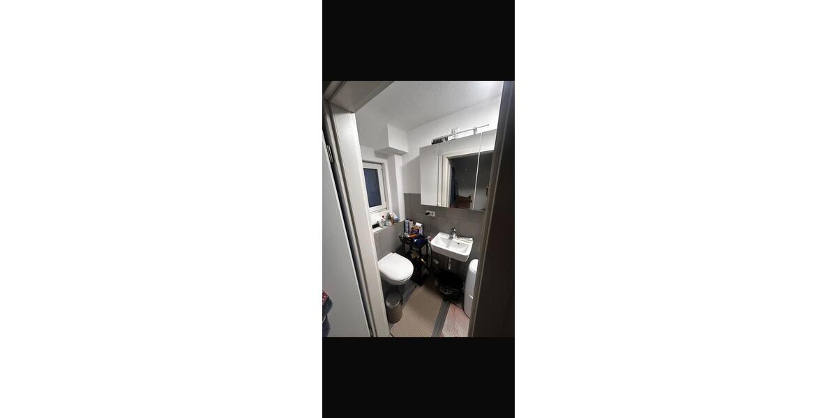 Dachgeschoßwohnung Reutlingen Altenburg - 3 Zimmer, 75 m&sup2;, 1.070&euro; | Angebot:27604891