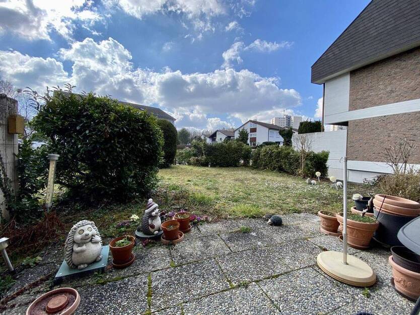 Vermietet 3,5-Zimmer Wohnung mit Terrasse und Stellplatz in Böblingen !