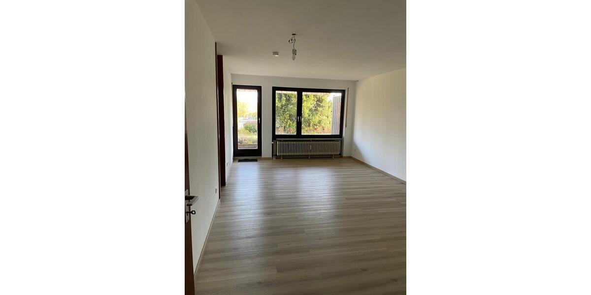 Erdgeschoßwohnung Sindelfingen Darmsheim - 2 Zimmer, 64 m&sup2;, 1.000&euro; | Angebot:24555188