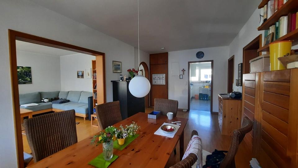 Etagenwohnung Ludwigsburg Oßweil - 3.5 Zimmer, 96 m&sup2;, 1.160&euro; | Angebot:26658399