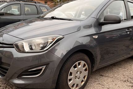 Hyundai i20 99.899 km 5.995 € Altensteig 72213