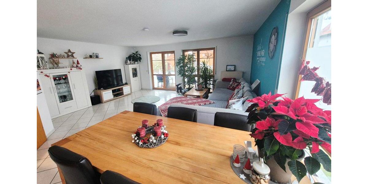 Etagenwohnung Rottenburg am Neckar - 4.5 Zimmer, 116 m&sup2;, 435.000&euro; | Angebot:25860505