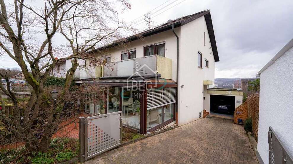 Haus zum Kaufen in Esslingen am Neckar 728.000 € 198.37 m²