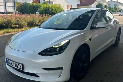 Tesla Model 3 95.000 km 26.900 &euro; Altdorf 71155