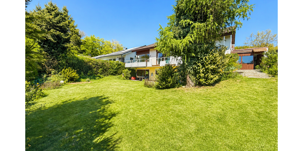 Einfamilienhaus Sindelfingen Sindelfingen (Stadt) - 8 Zimmer, 370 m&sup2;, 875.000&euro; | Angebot:26636117