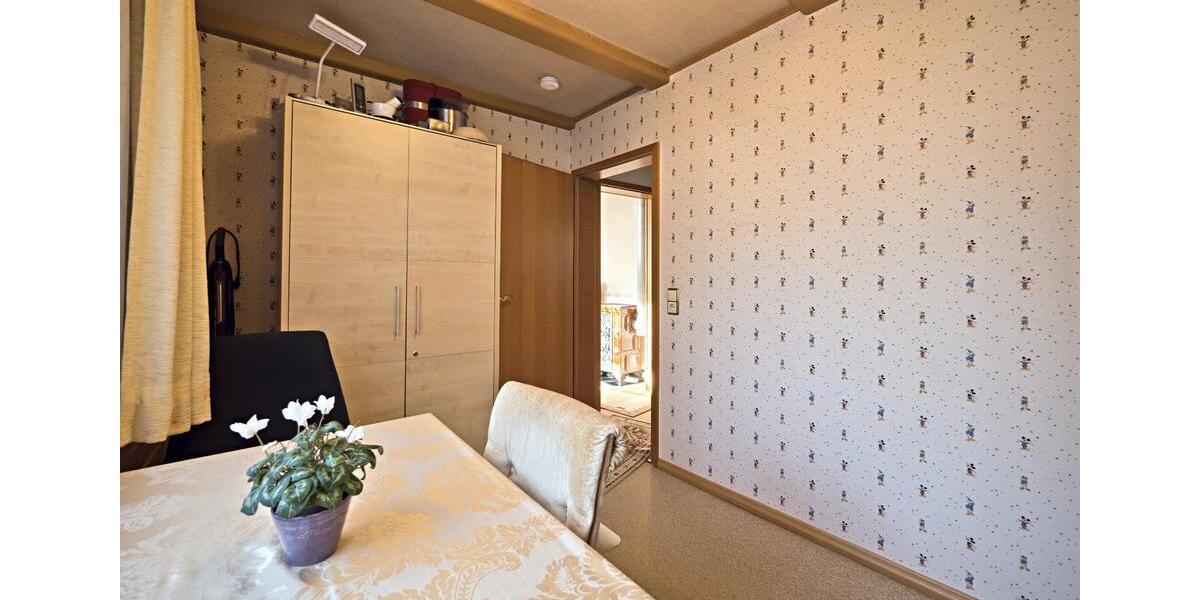 Einfamilienhaus Nagold - 7 Zimmer, 99 m&sup2;, 348.000&euro; | Angebot:25858427