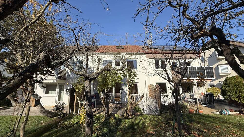 Haus zum Kaufen in Neuhausen 520.000 € 141.79 m² 5 zimmer