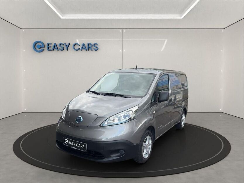 NV200