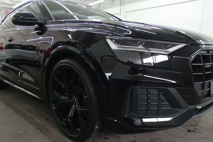 Audi Q8 64.900 km 56.999 &euro; Metzingen 72555