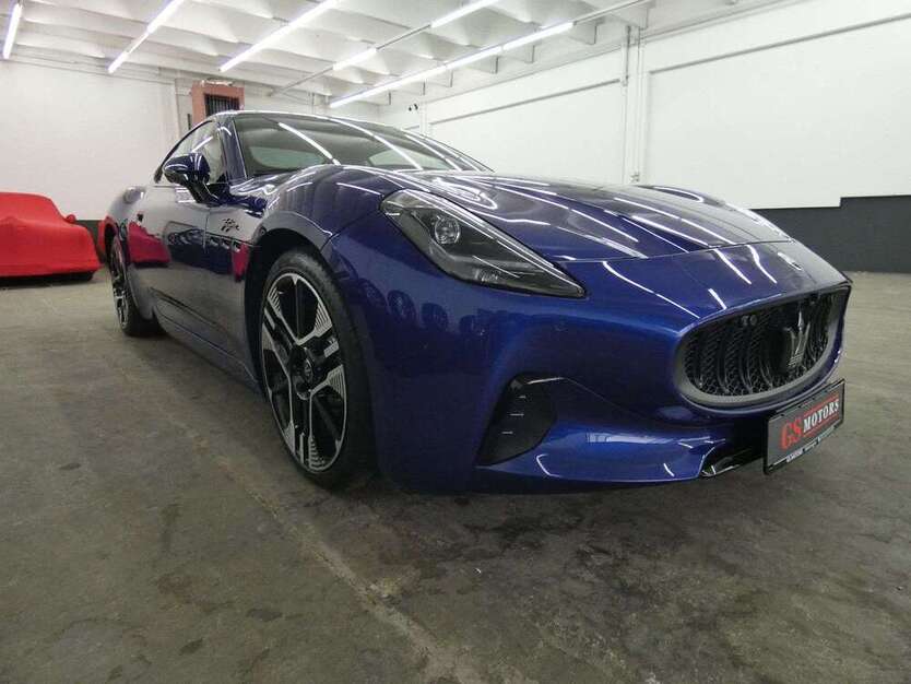 Maserati GranTurismo 6.200 km 119.899 € Metzingen 72555