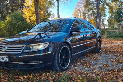VW Phaeton 258.000 km 7.900 &euro; Herrenberg 71083