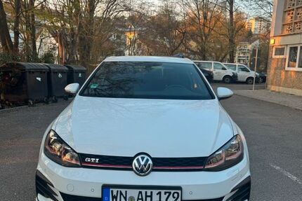 VW Golf 61.000 km 18.500 &euro; Waiblingen 71334