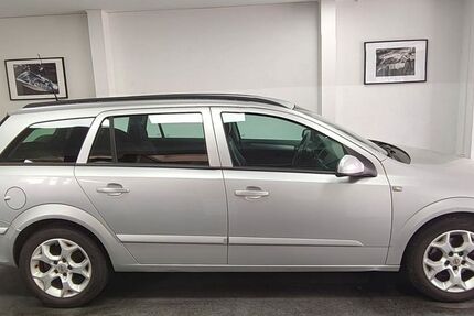Opel Astra 300.000 km 700 € Asperg/Ludwigsburg bei Stuttgart 71679