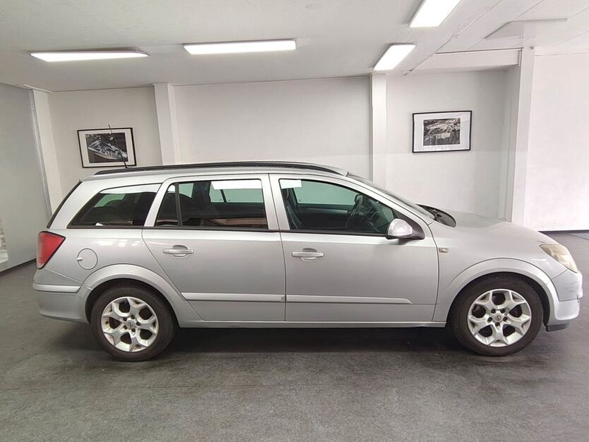 Opel Astra 300.000 km 700 € Asperg/Ludwigsburg bei Stuttgart 71679