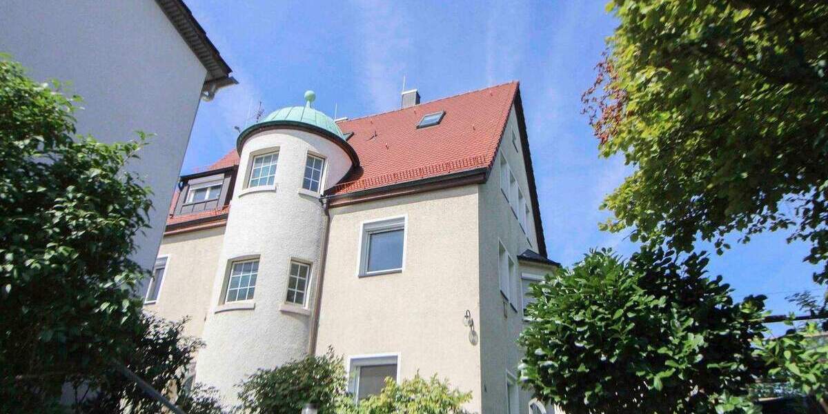 Interessantes MFH mit Wertsteigerungspotenzial und großem Garten in Top-Lage von Stuttgart 9 zimmer