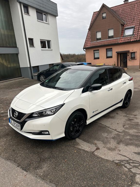 Nissan Leaf 49.005 km 19.500 € Ludwigsburg 71642