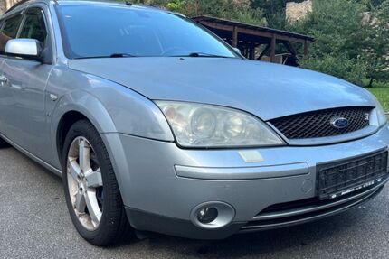 Ford Mondeo 234.000 km 580 € Tübingen 72074