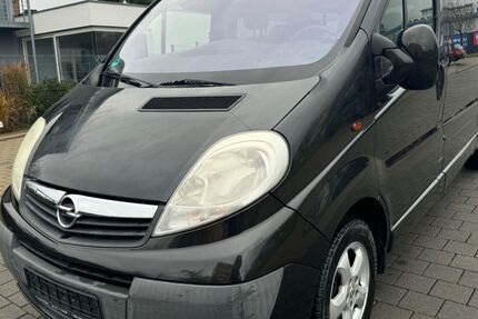 Opel Vivaro 90.000 km 11.980 &euro; Holzgerlingen 71088