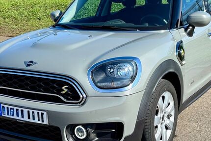 Mini Cooper SE Countryman 100.900 km 17.500 € Schlaitdorf 72667