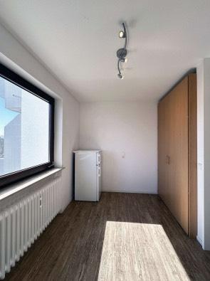 Etagenwohnung Esslingen am Neckar Brühl - 1.5 Zimmer, 32 m&sup2;, 680&euro; | Angebot:24814677