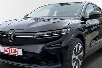 Renault Megane E-TECH 3.199 km 34.480 € Stuttgart 70565
