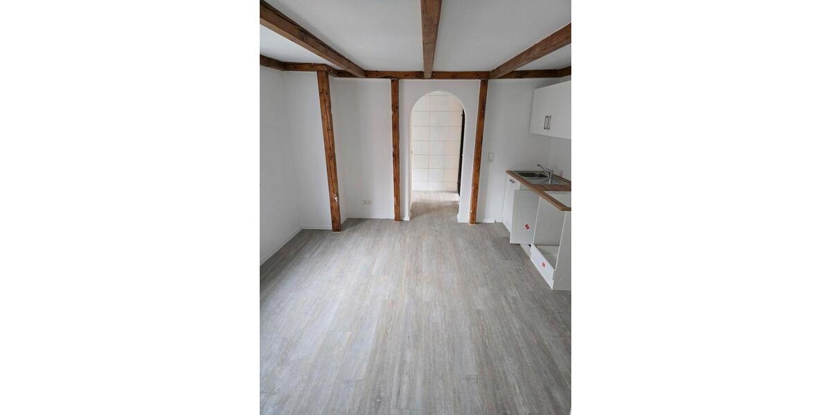 Etagenwohnung Esslingen am Neckar Hegensberg - 1 Zimmer, 27 m&sup2;, 650&euro; | Angebot:24825284