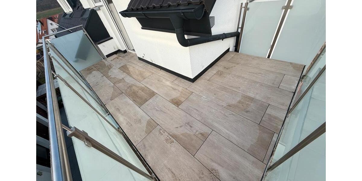 Etagenwohnung Calw - 3.5 Zimmer, 90 m&sup2;, 1.350&euro; | Angebot:25407146