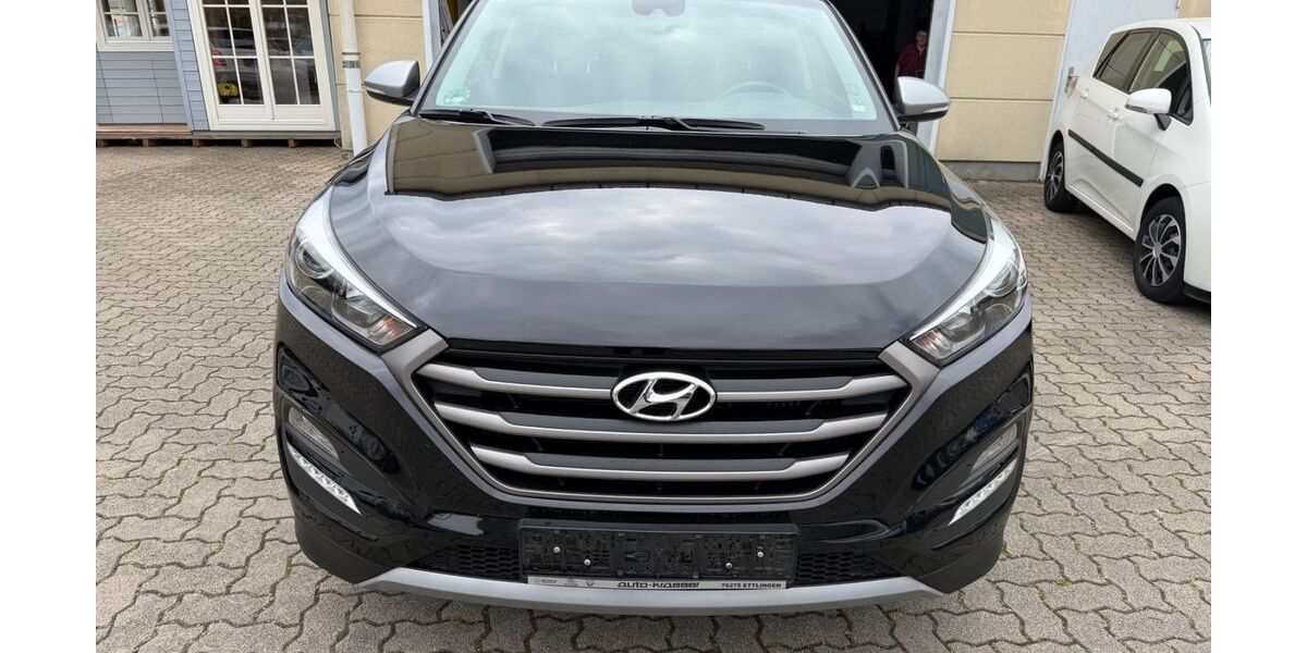 Hyundai TUCSON 93.000 km 15.999 &euro; Pforzheim 75179