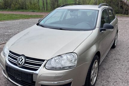 VW Golf 161.000 km 3.200 &euro; Illingen/Schützingen 75428